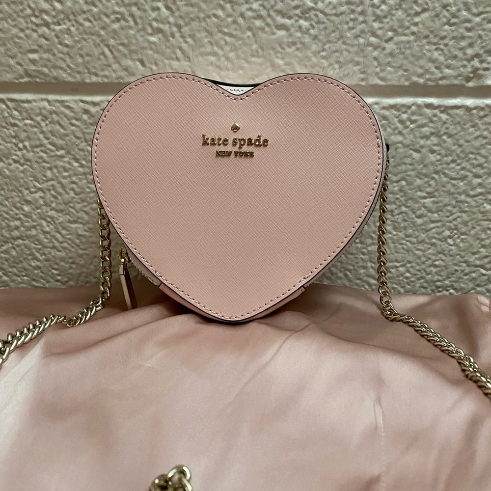 Kate spade heart purse with chain strap.